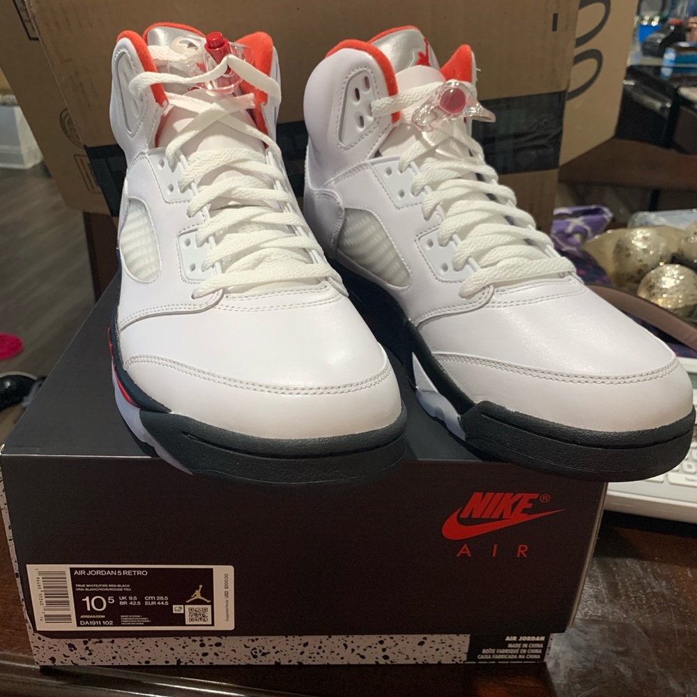 Air Jordan 5 Retro 2020 silver tongue